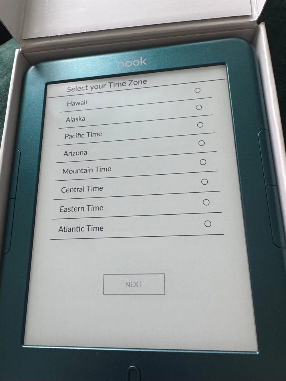 Barnes & Noble Nook eReader GlowLight 4 - Teal